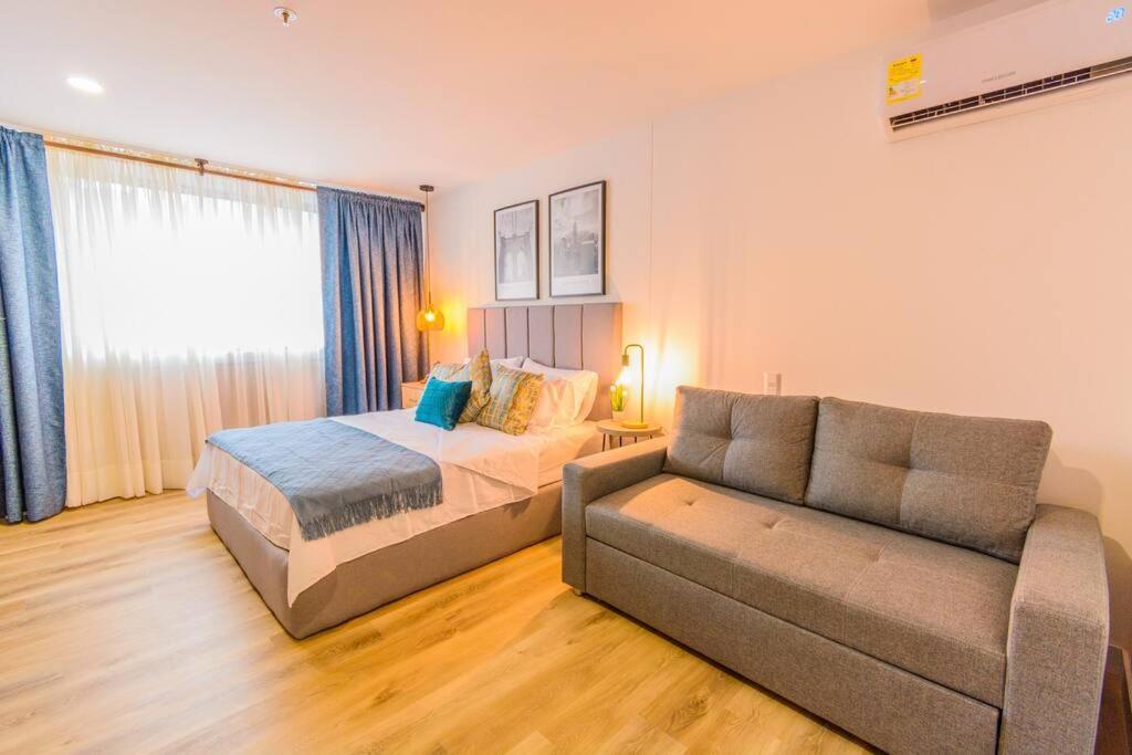 Luxury In El Poblado Co-work, Gym, Fast Wifi Apartamento *