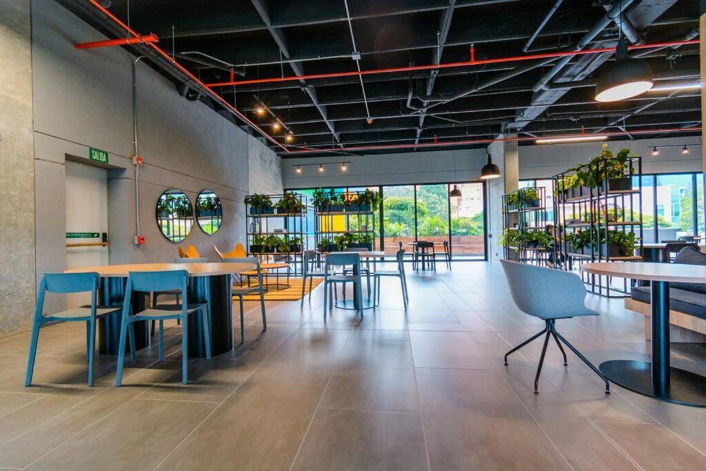 Apartamento Luxury In El Poblado Co-work, Gym, Fast Wifi
